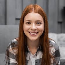 Ava G.